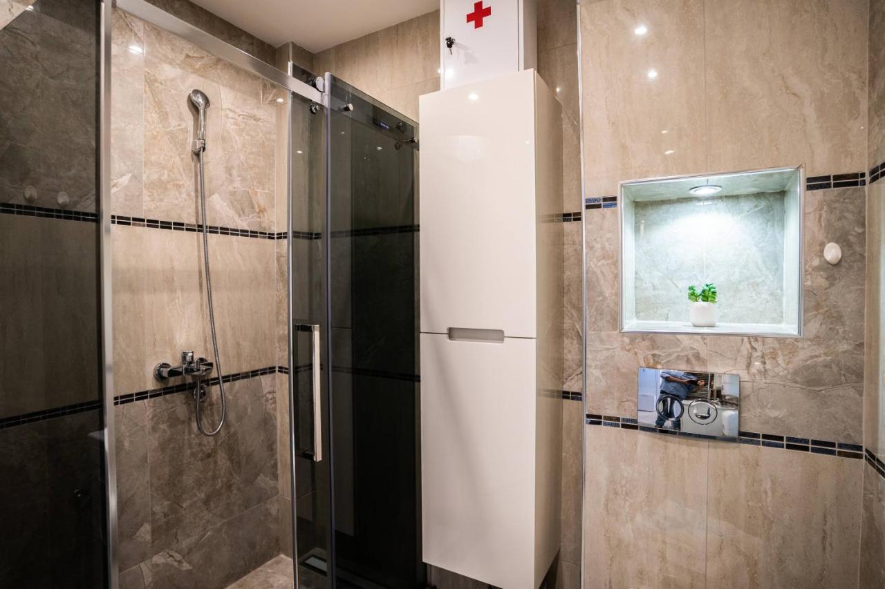 Turist Apartment Ni Екстериор снимка