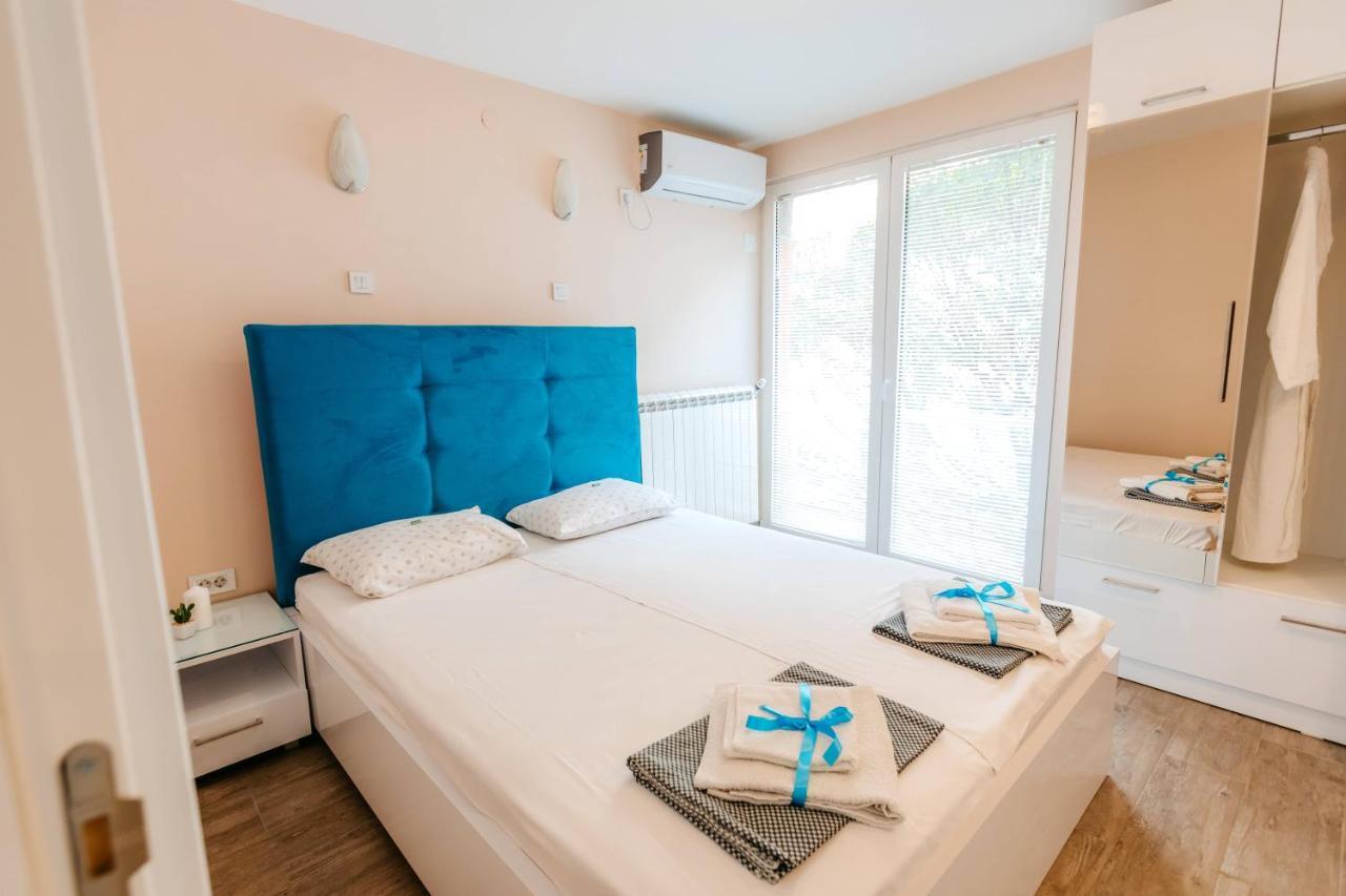 Turist Apartment Ni Екстериор снимка