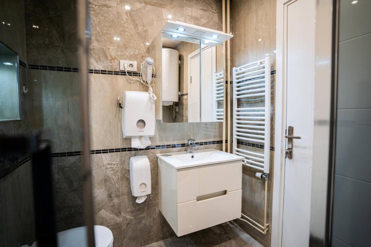 Turist Apartment Ni Екстериор снимка
